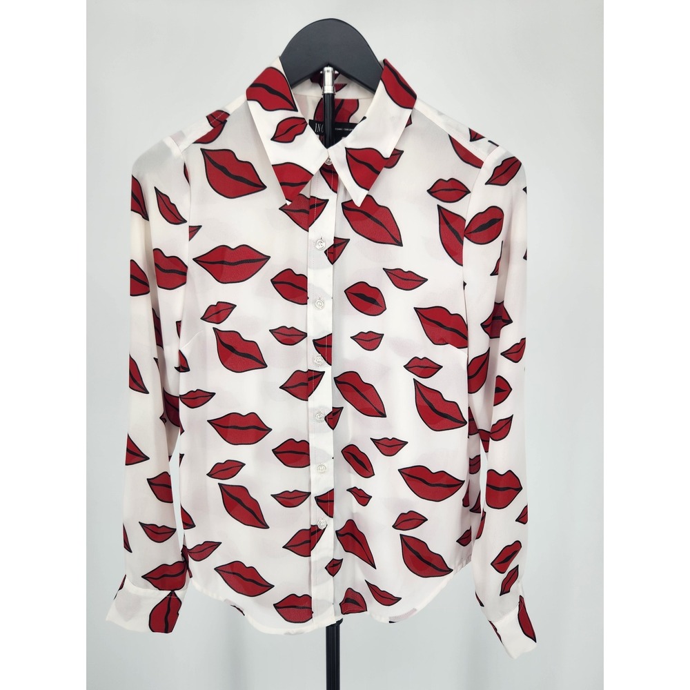 INC International Concepts Red Lip Print Button Up Blouse White Size 0 FA15